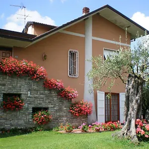  Appartamento Nel Giardino Degli Ulivi
